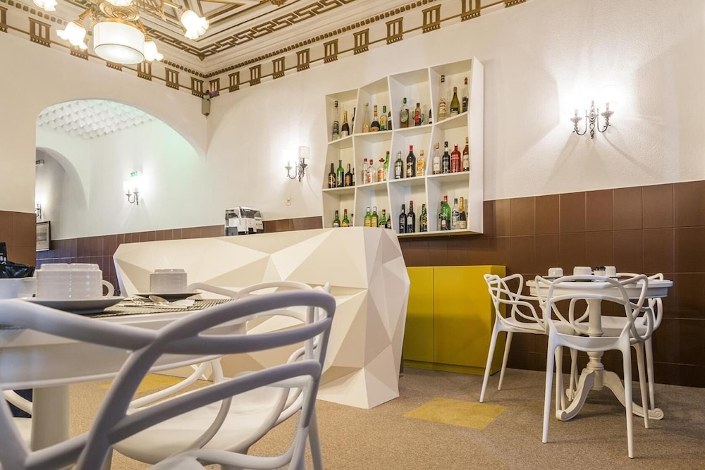 Costa do Sol B&B Hotel 22/26