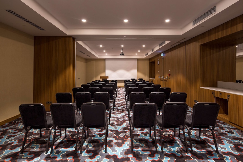 Hampton By Hilton Istanbul Sabiha Gokcen Airport 50/53