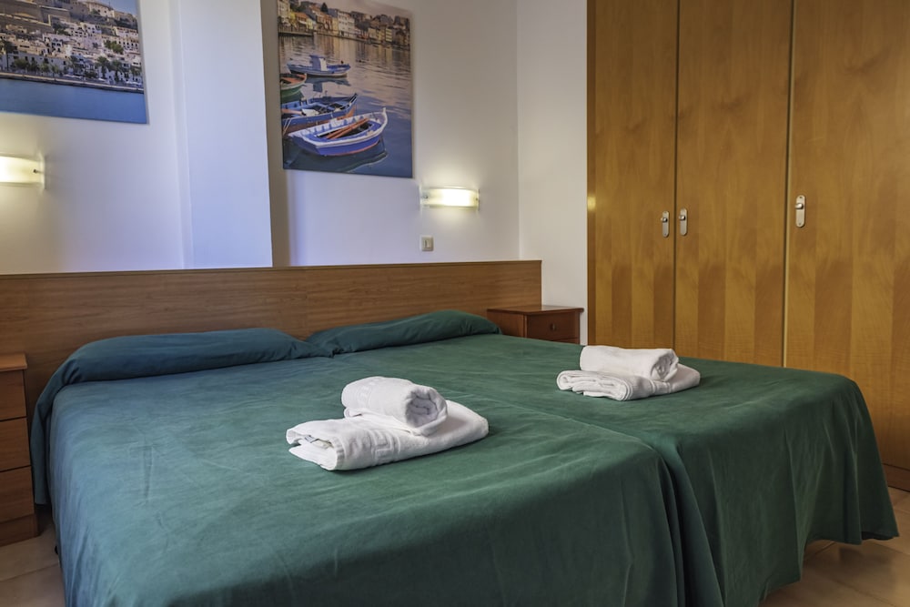 Apartments Comte D Empuries 18/50
