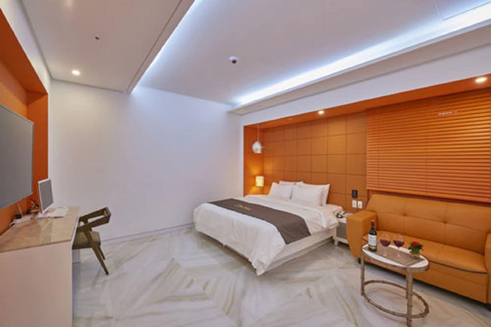 Dubai Hotel Gwangju 10/44
