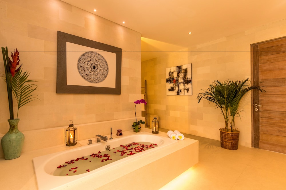 Villa Seriska Jimbaran Bali 12/28