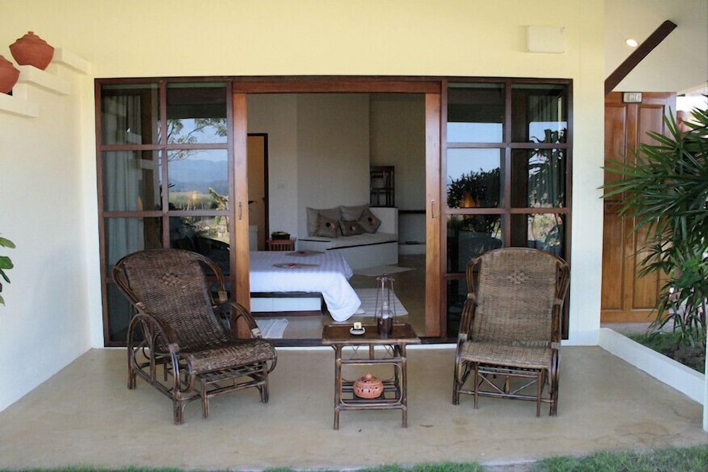 Maekok River Village Resort 7/55