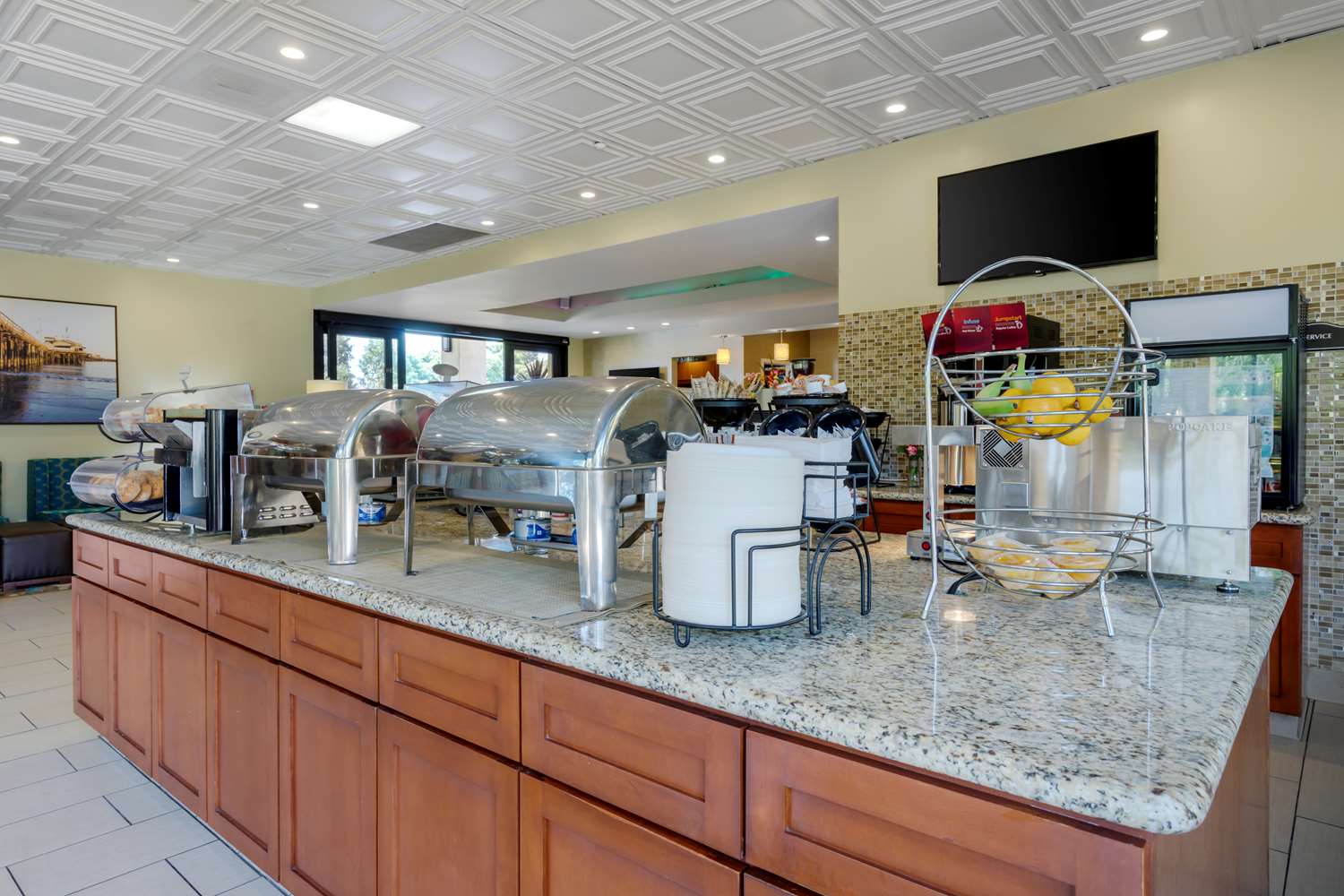 Best Western Plus South Coast Inn 55/72