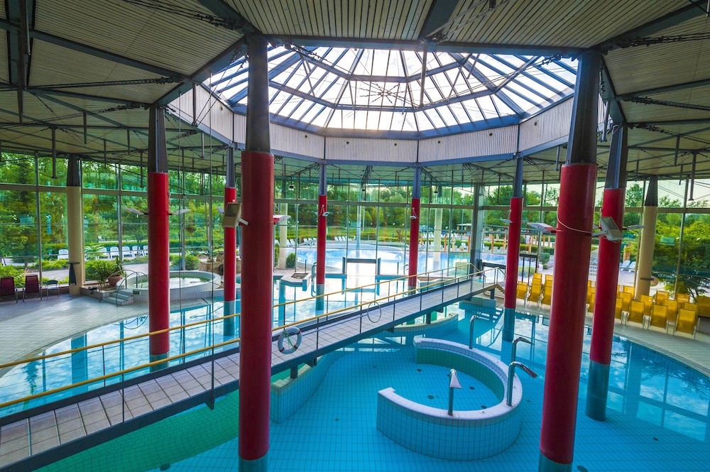 Izvir Hotel 42/47