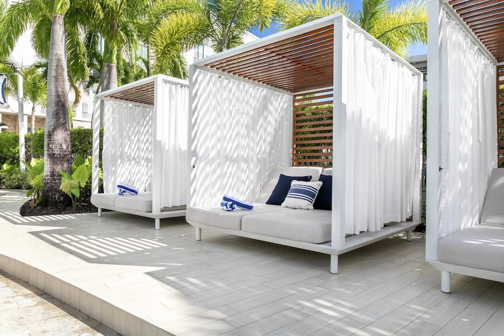 HYATT PLACE SAN JUAN/CITY CENTER 9/74