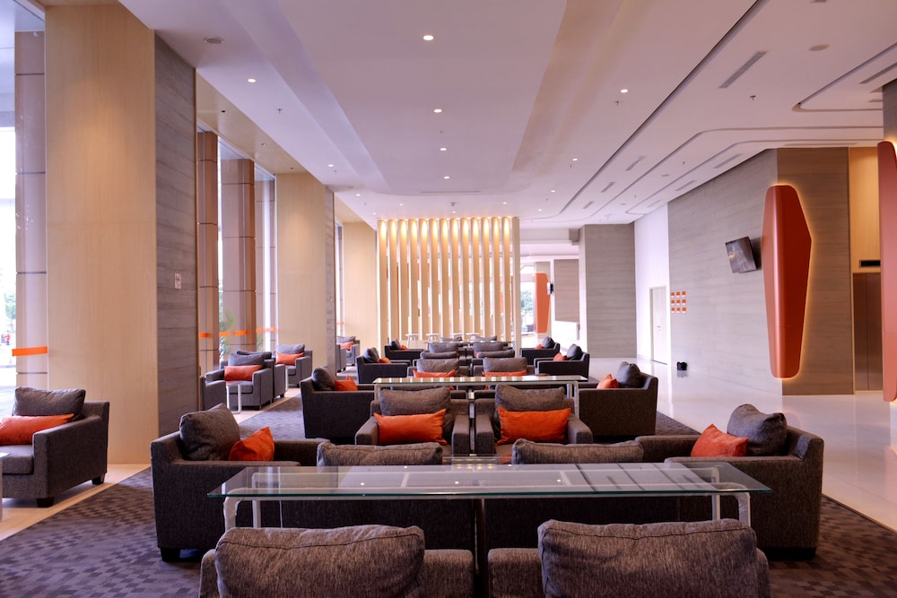 HARRIS Hotel & Conventions Bekasi 26/47