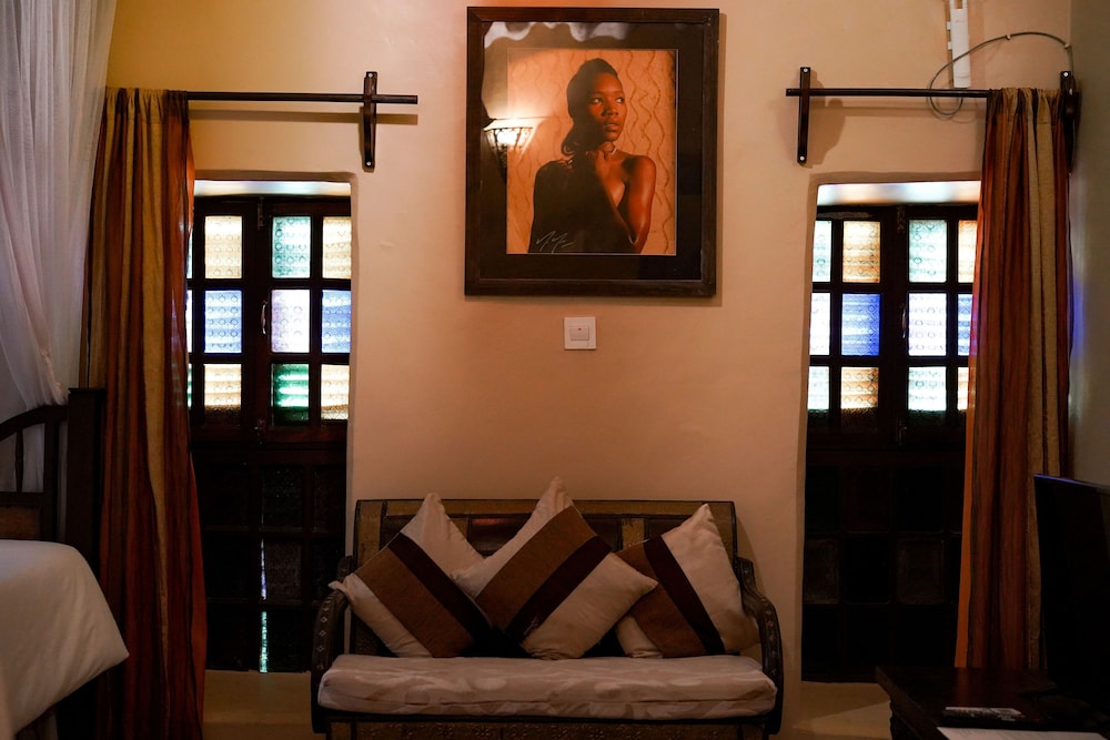 Jafferji House 57/77