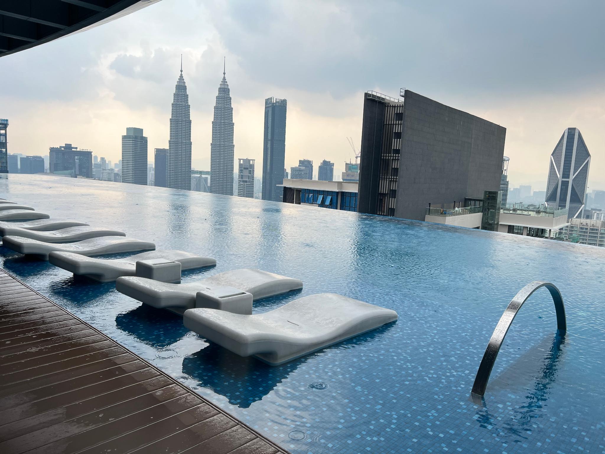 Eaton Suites KLCC 43/44