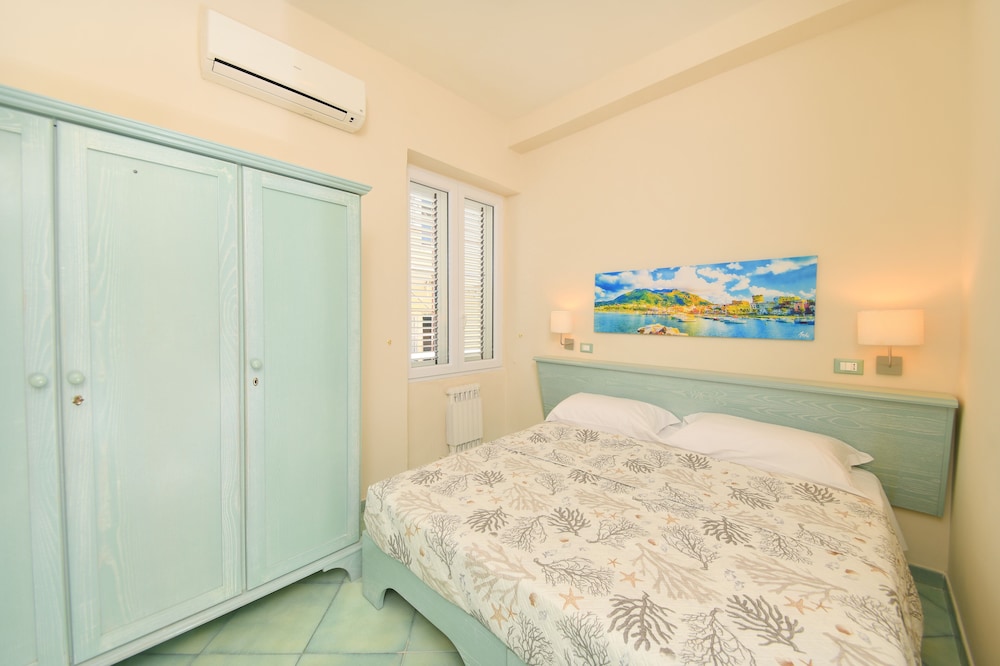 Albergo Atlantic 9/25