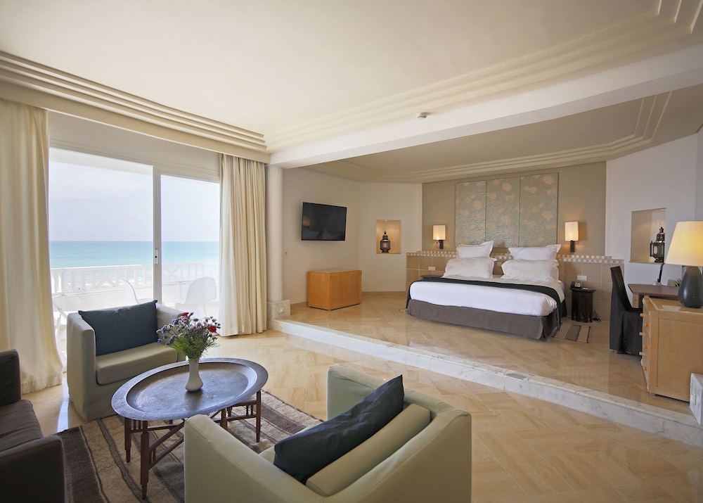 Radisson Blu Palace Resort and Thalasso 26/78