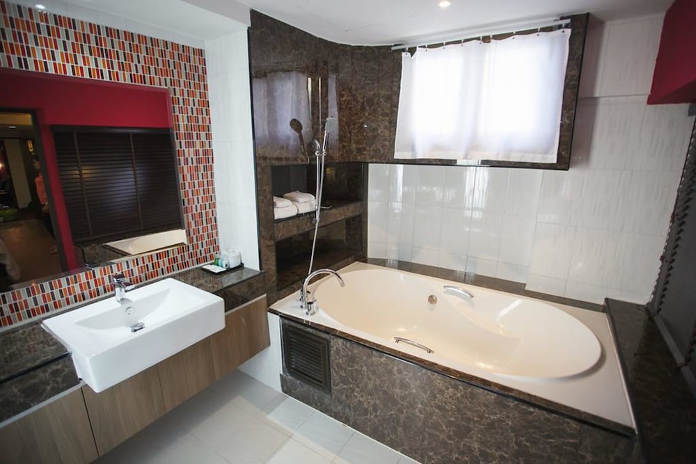Grand Pink Hotel Hat Yai 37/49