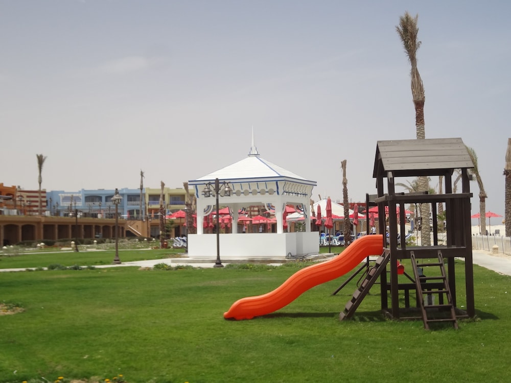 Porto Matrouh Beach Resort 27/66