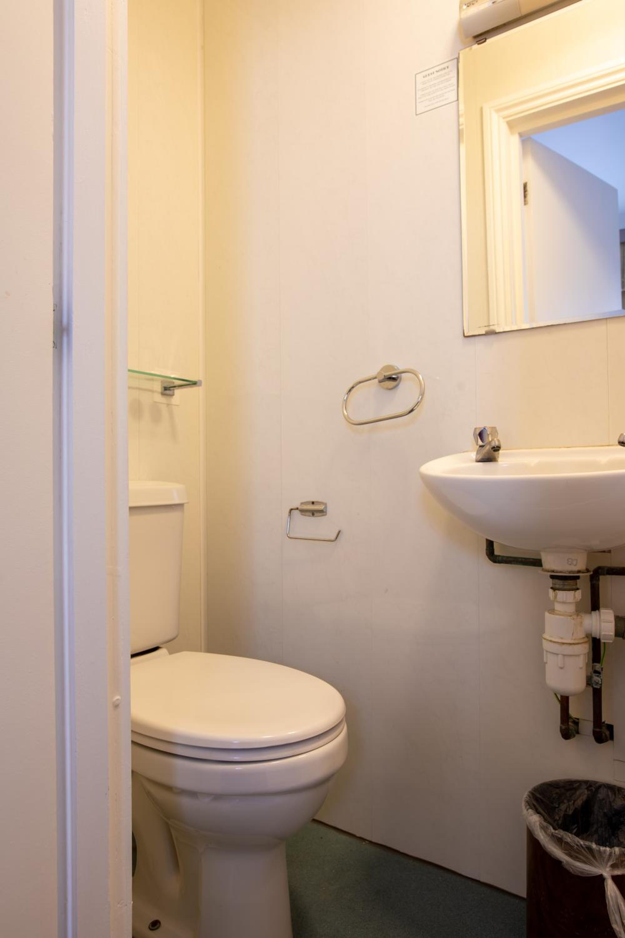 Suite, Private Bathroom, Central Hotel 3/7