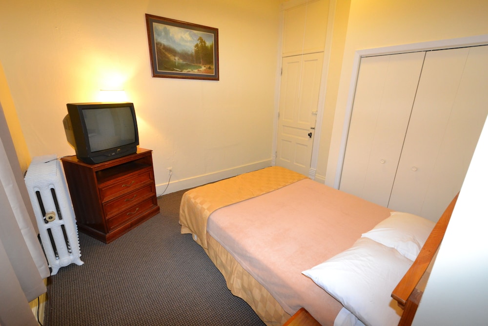 Perfect Stay Inn & Suites 6/49