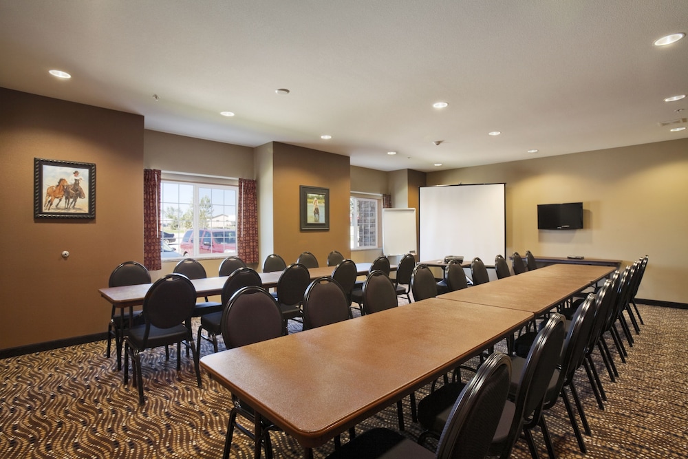Microtel Inn Suites By Wyndham Sidney 25/25