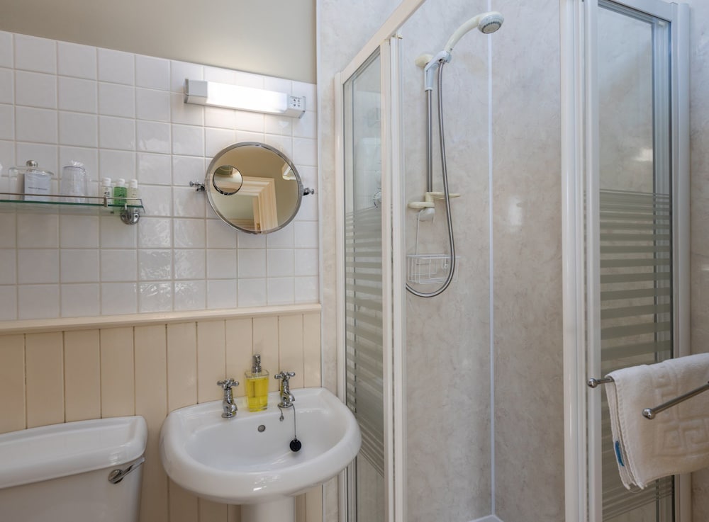 Burnside B&B 33/34