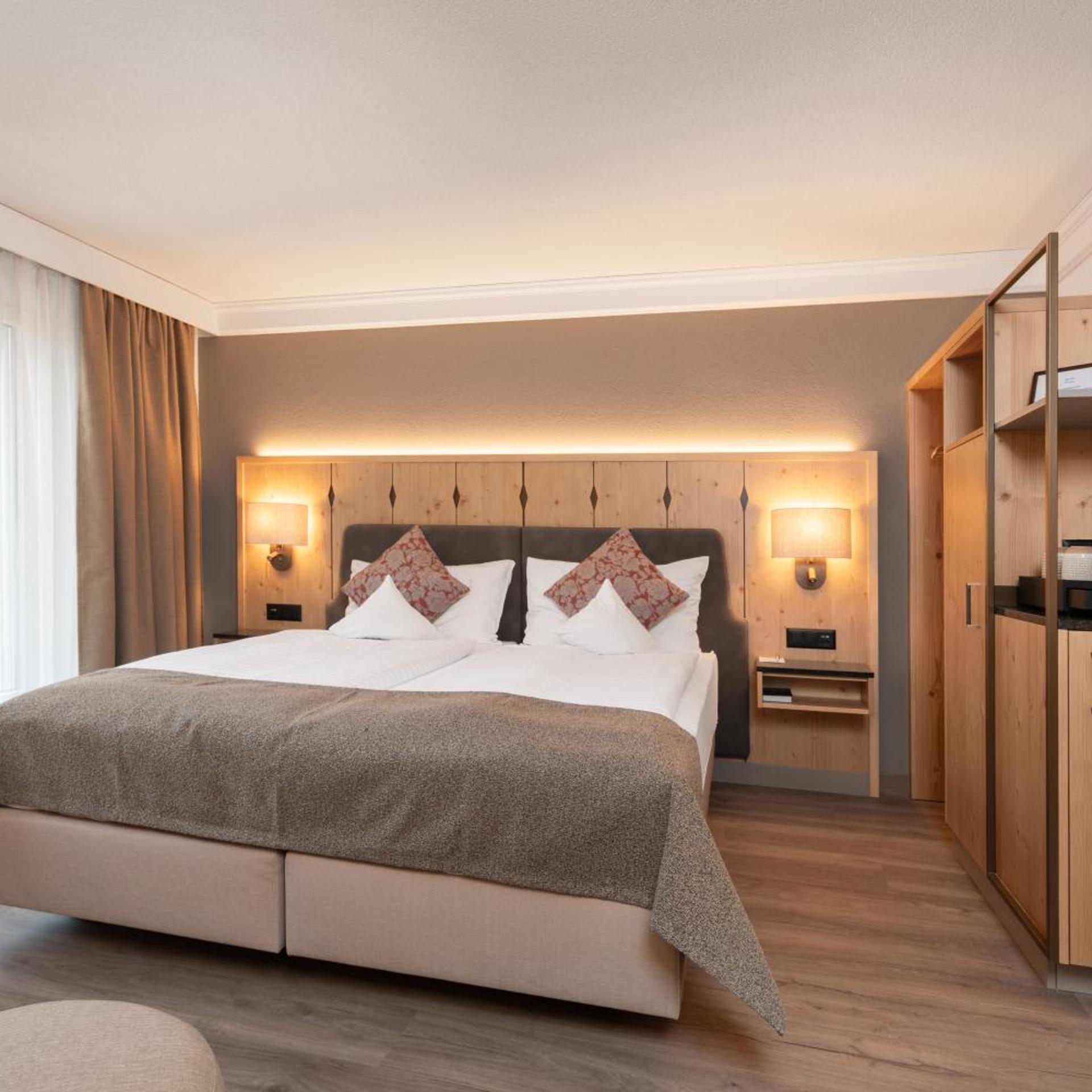 Room, Triple