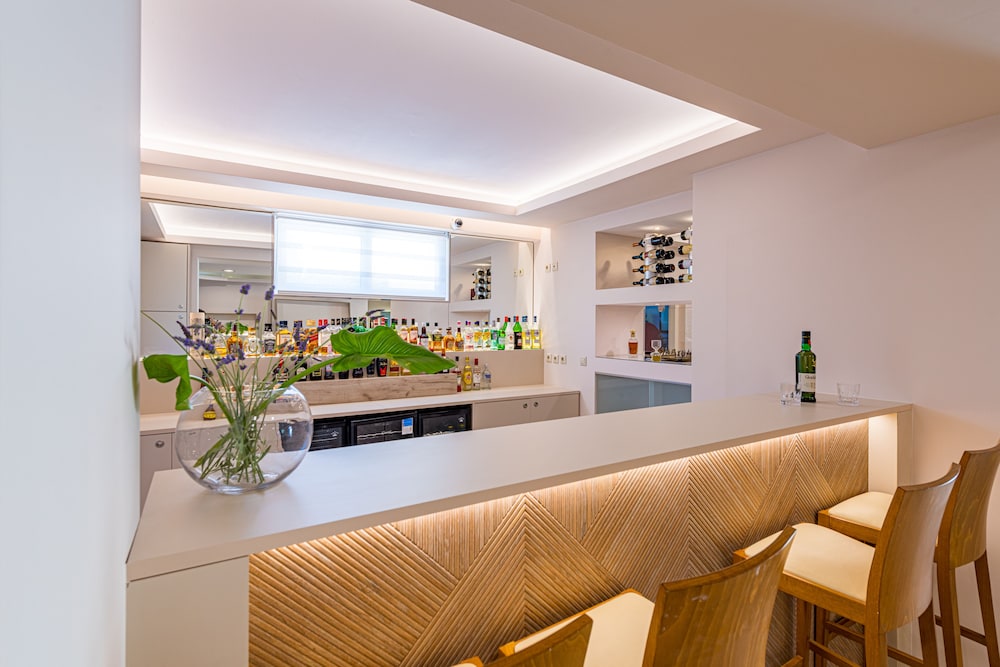 Varres Hotel 36/50