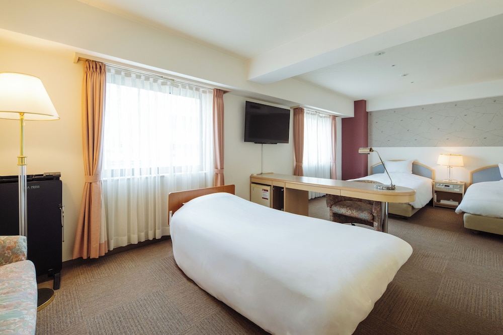 Nest Hotel Matsuyama 27/68