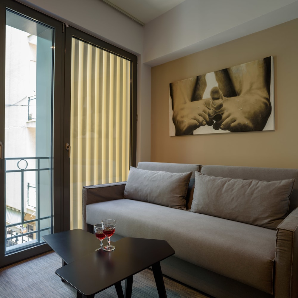 Fos Downtown Suites 30/50