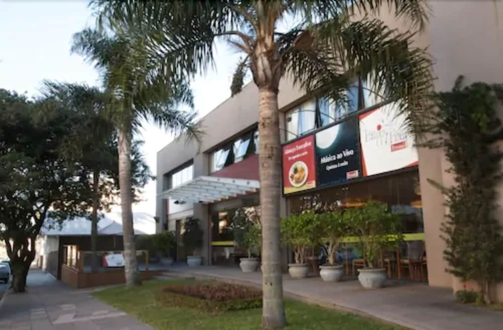 Tri Hotel Executive Caxias 24/25