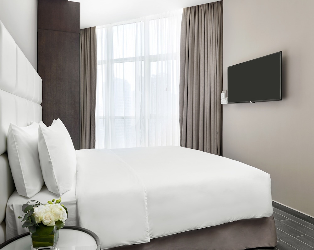 Staybridge Suites Doha Lusail 36/56