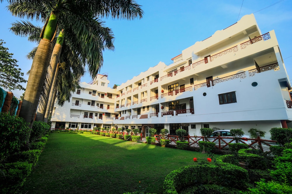 Hotel Neeraj Bhawan 1/20