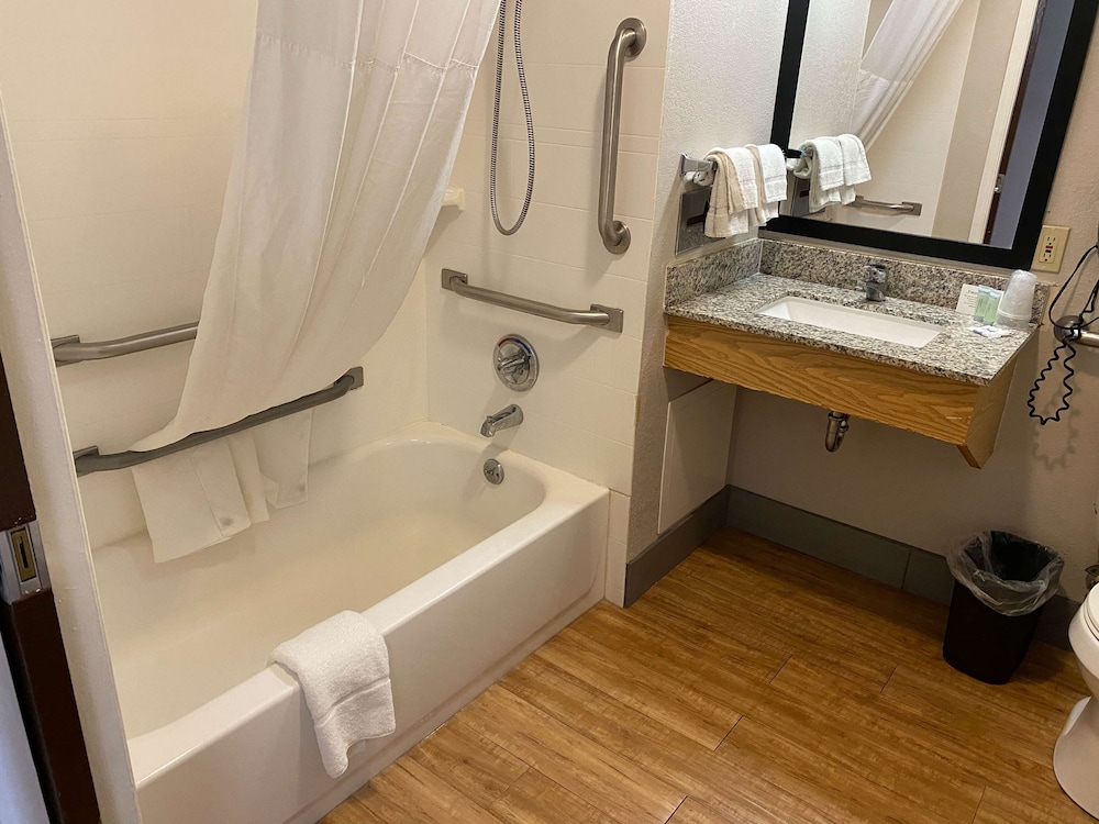 Motel6 Lancaster, PA 39/41