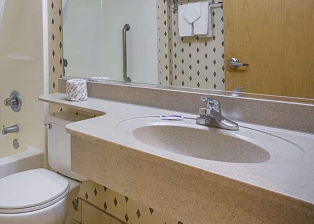 Motel6 Bernalillo, NM 62/62