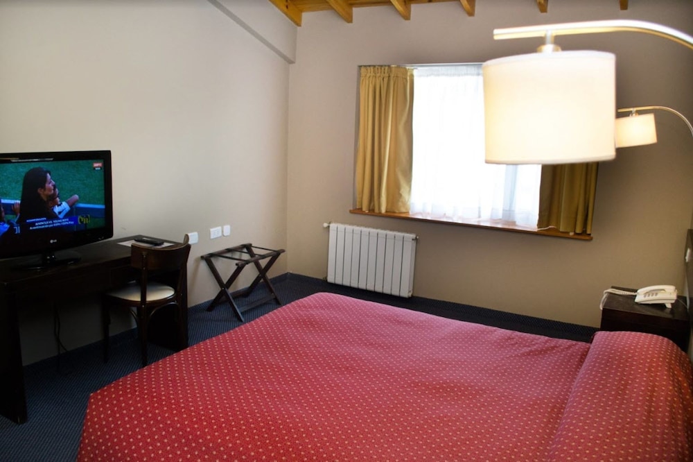 Marcopolo Suites Calafate 40/49