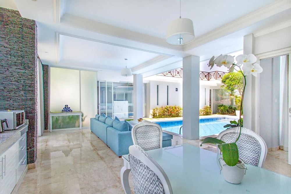 Nunamkhalu Private Villas and Spa (Ex Nusa Dua Retreat) 49/79