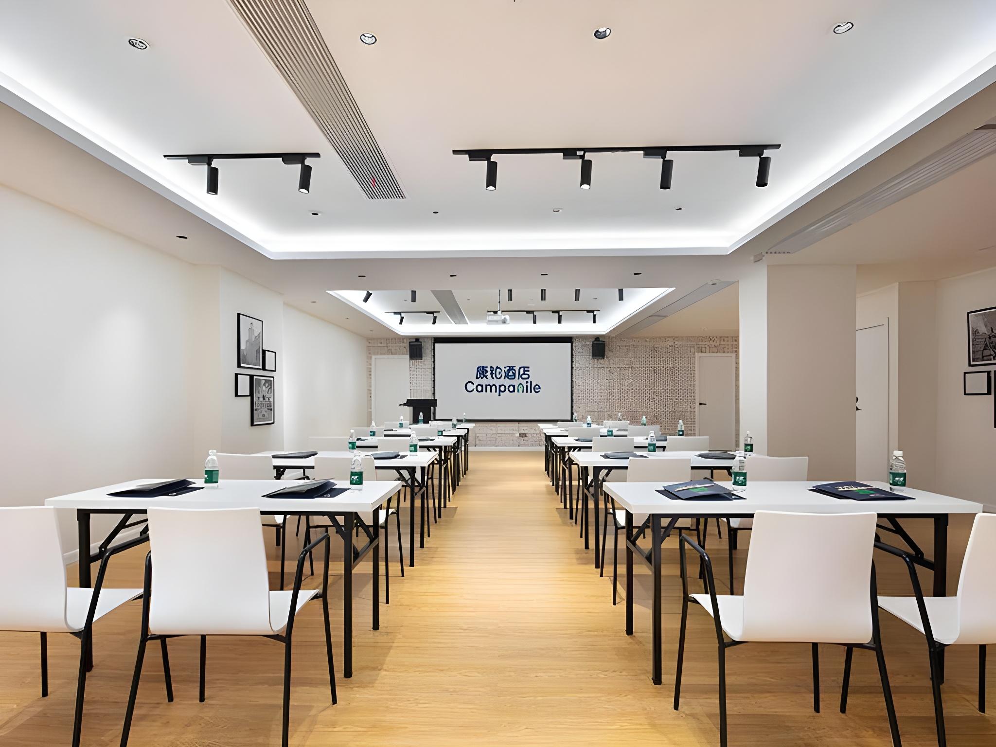 Campanile Hotel (Changsha Hongxing Desiqin Plaza) 34/41