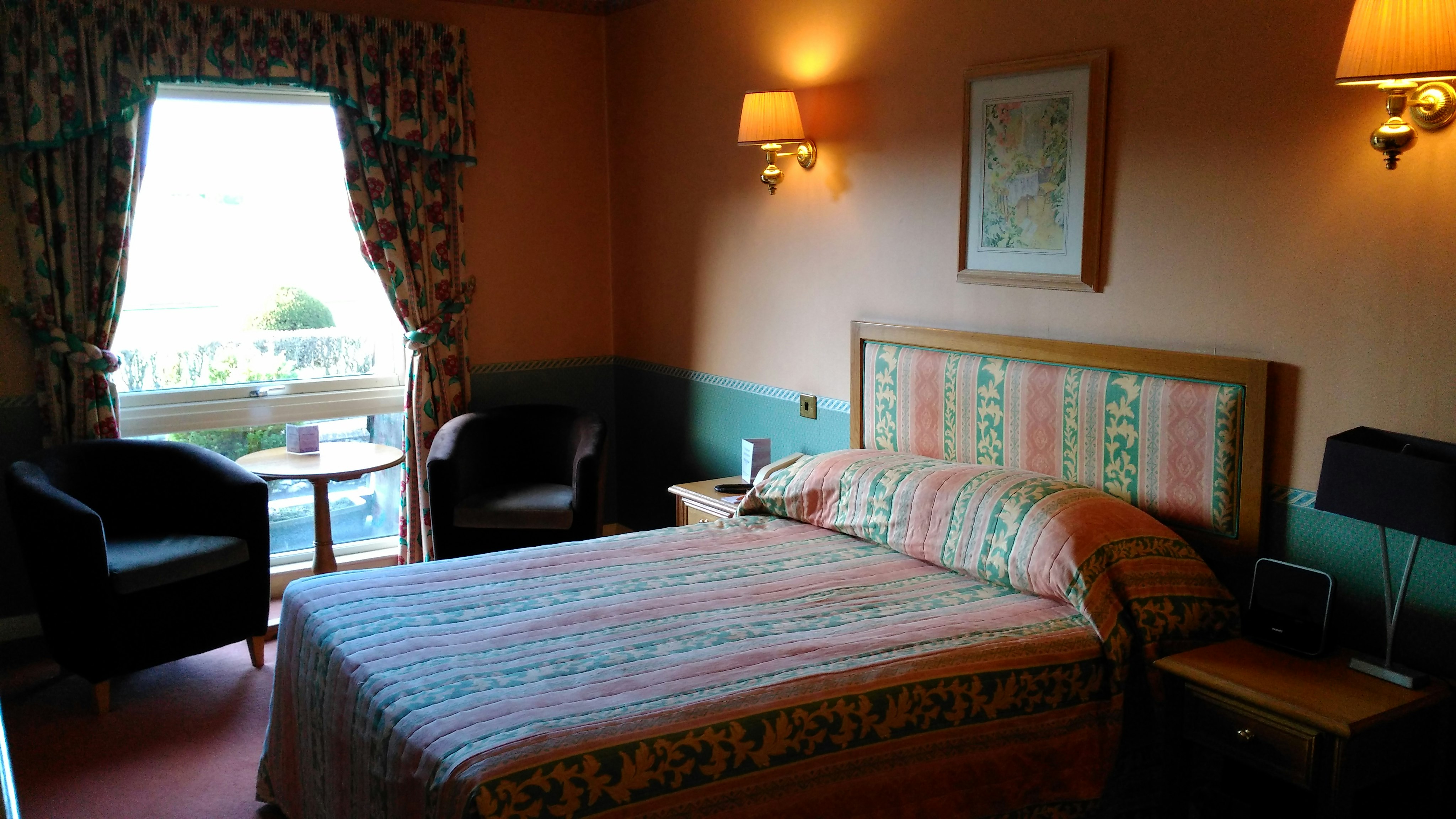 EXECUTIVE, DOUBLE BED