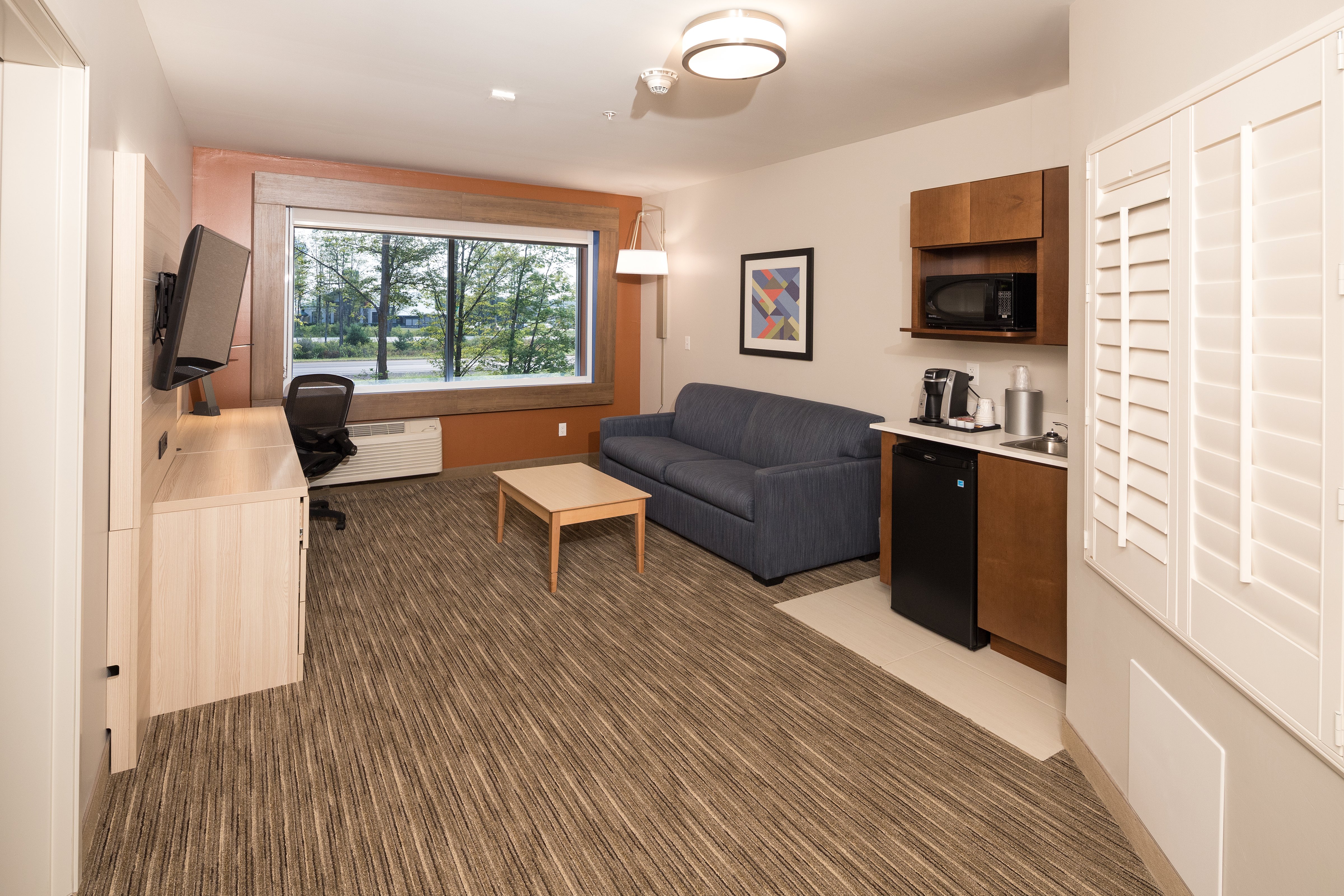 Holiday Inn Express Hotel Suites Bay City 32/49