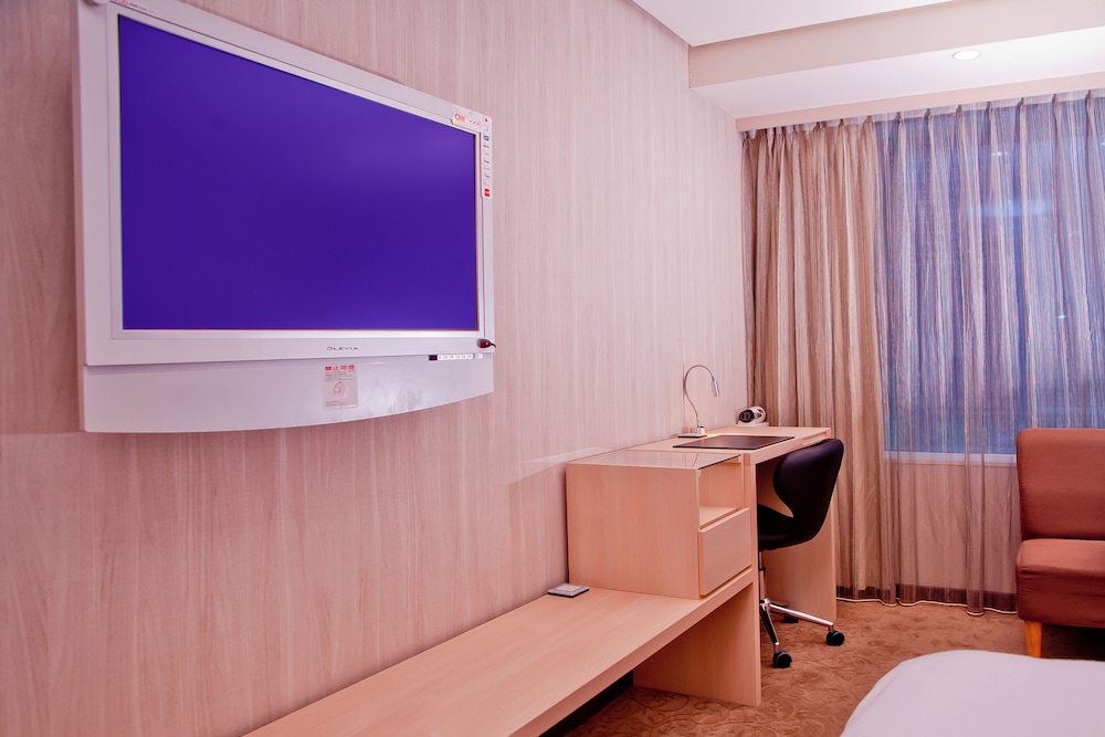 Yomi Hotel 64/76