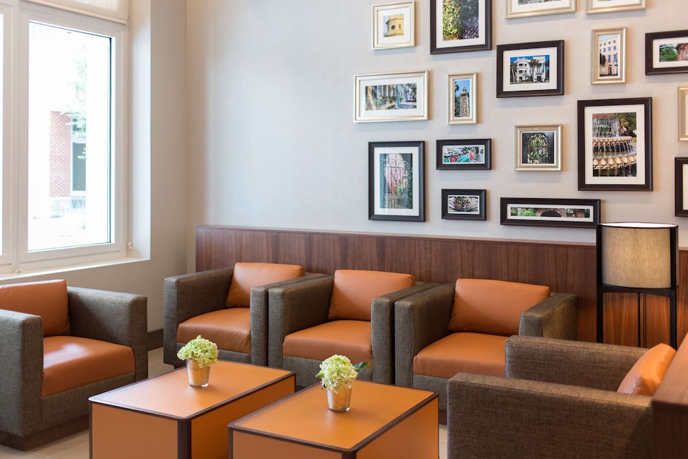 Hyatt House Charleston/Historic District 38/57