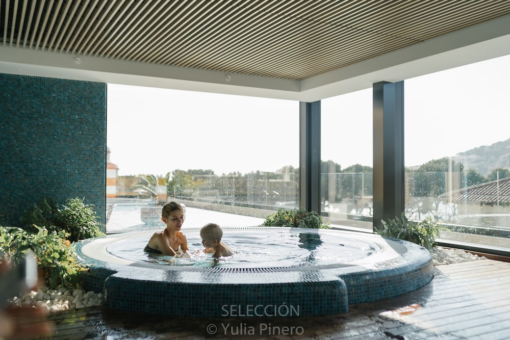Elke Spa Hotel 41/74