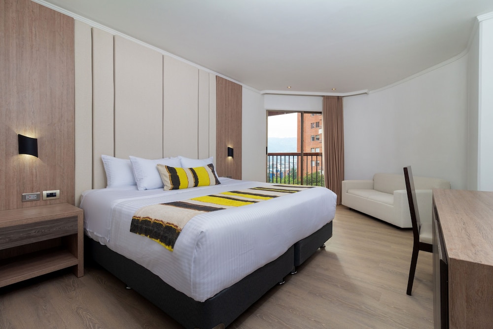 STANDARD, DOUBLE BED