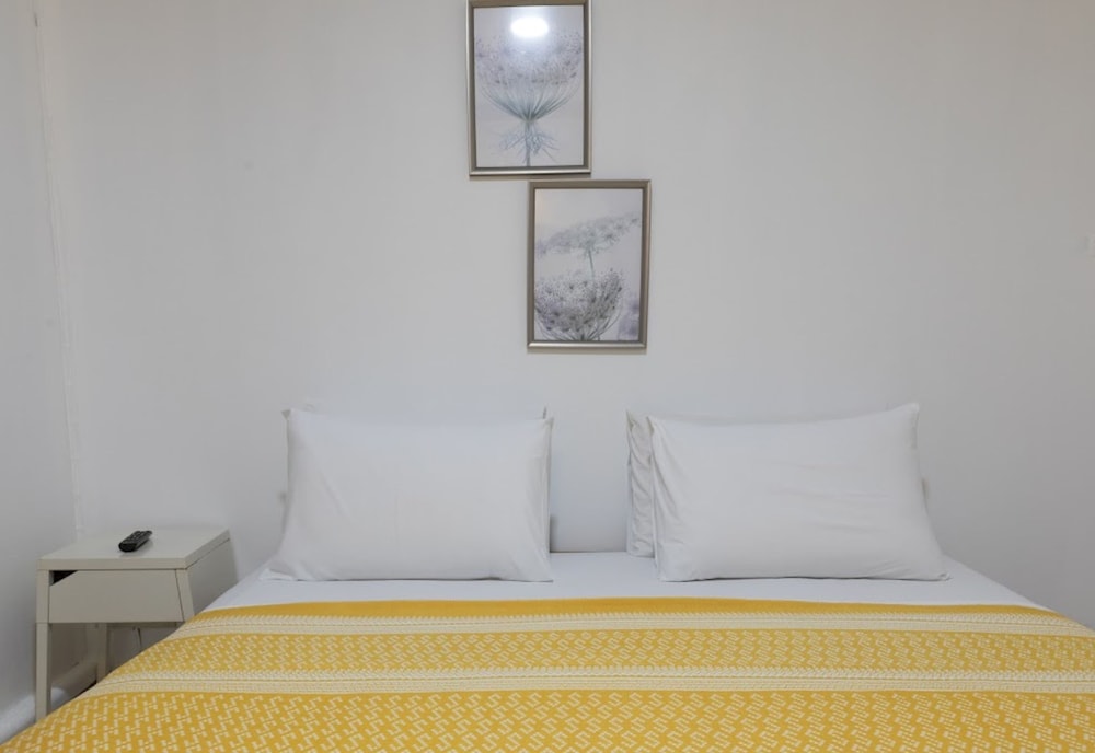 جناح بسرير مزدوج، Collection O Howard Square Boutique Hotel 2/3