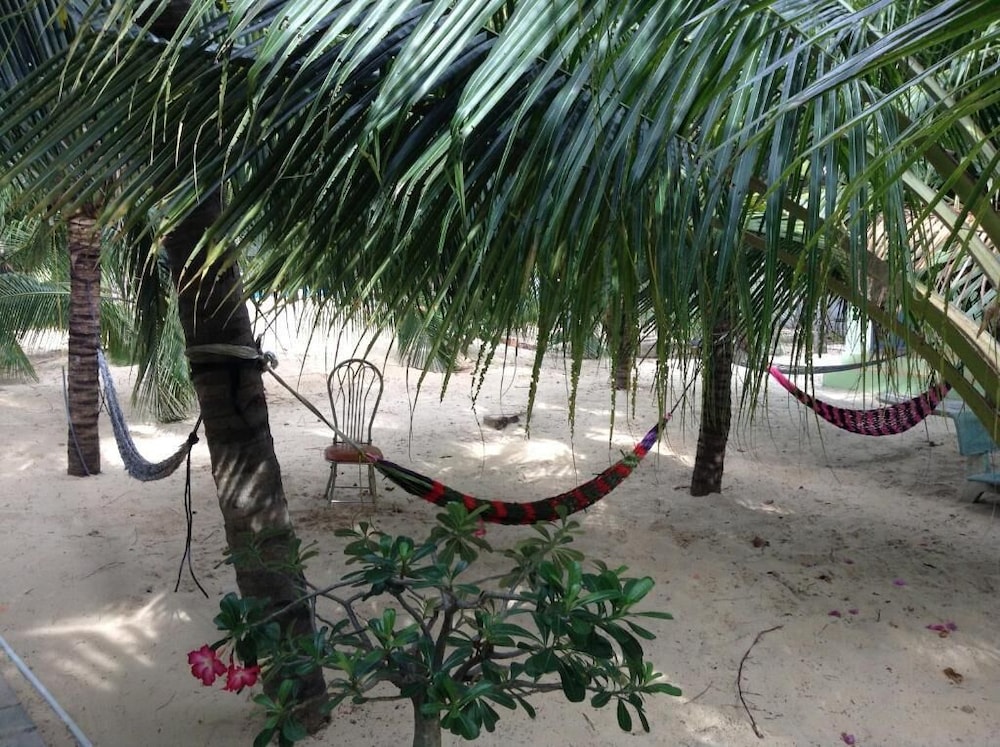 Cocosand Hotel 40/41
