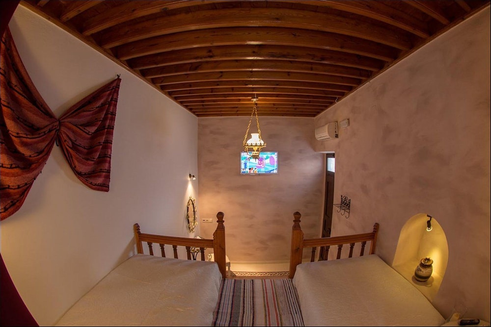 Villa Amalia 51/58