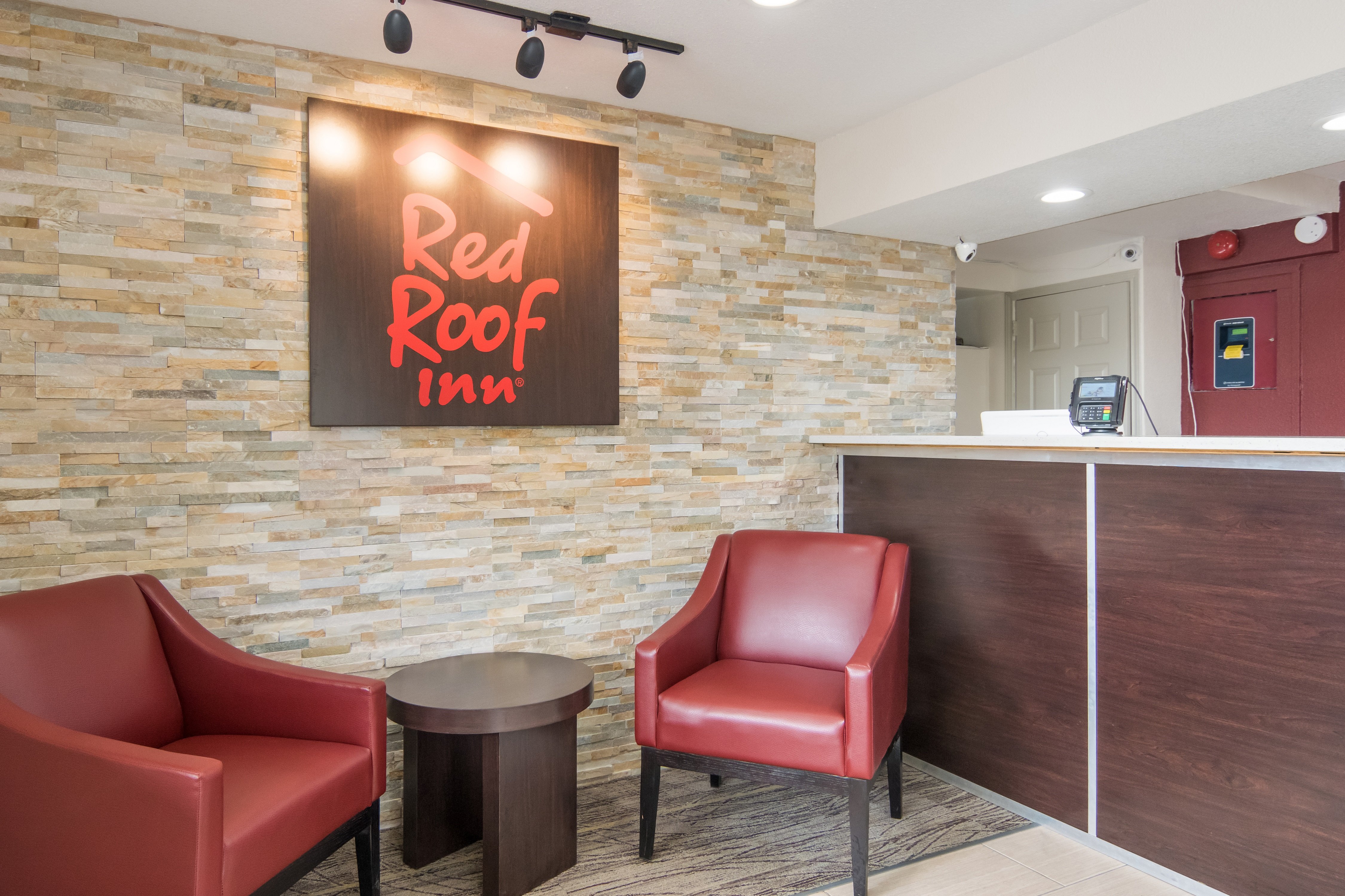 Red Roof Inn Fort Worth south 10/15