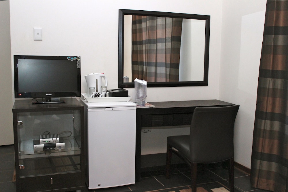 Mogwase Bed And Breakfast 40/42