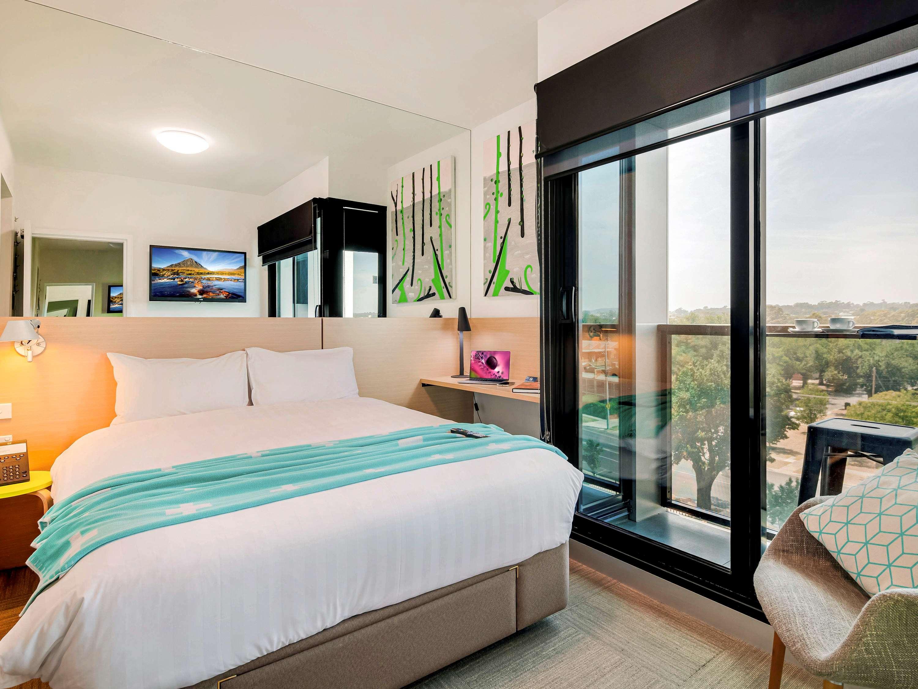 غرفة بسرير مزدوج بشرفة، Mercure Bendigo Schaller 2/3