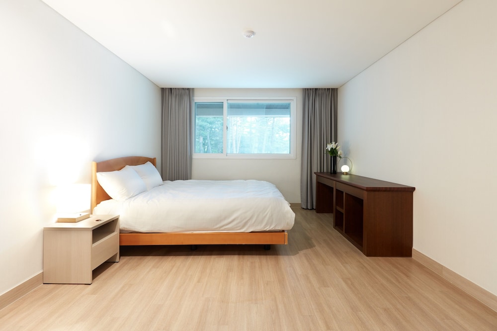Royal, Villa, 4 Futon Beds, 40 Pyeong