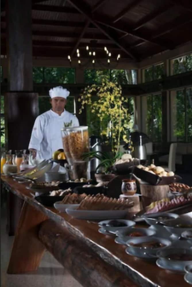 Yvy de Selva Hotel 36/51