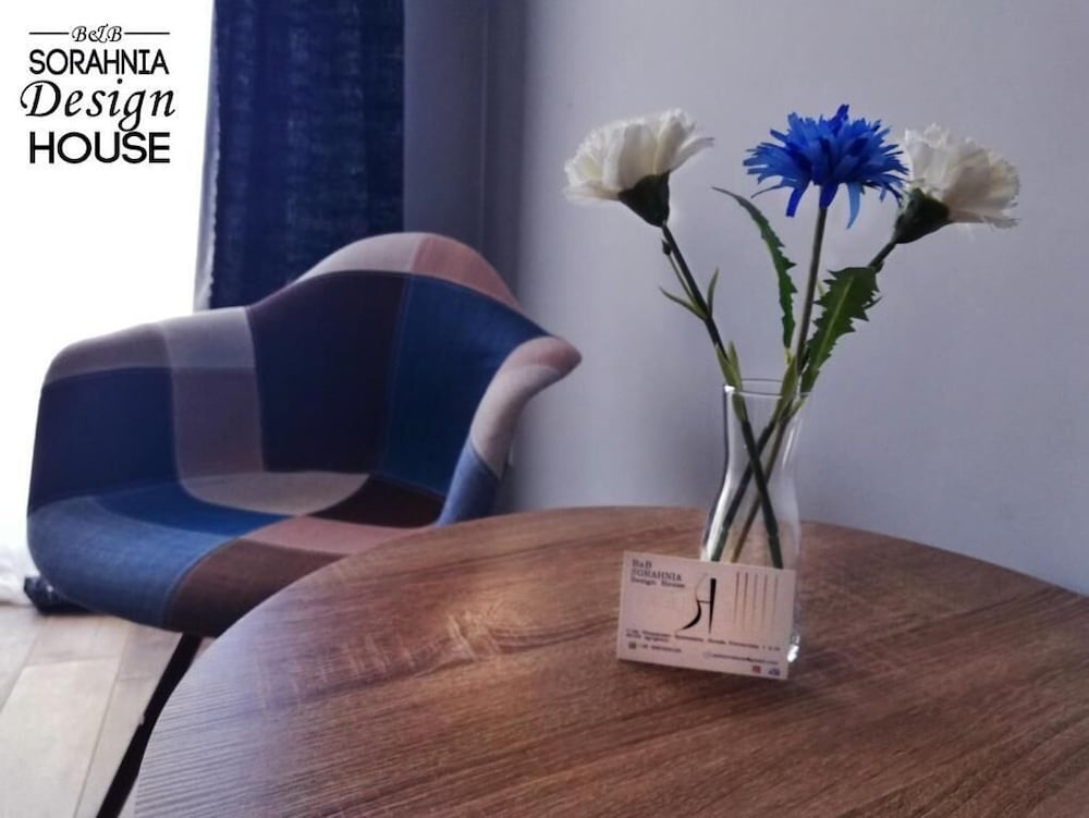 Sorahnia Design House 3/48