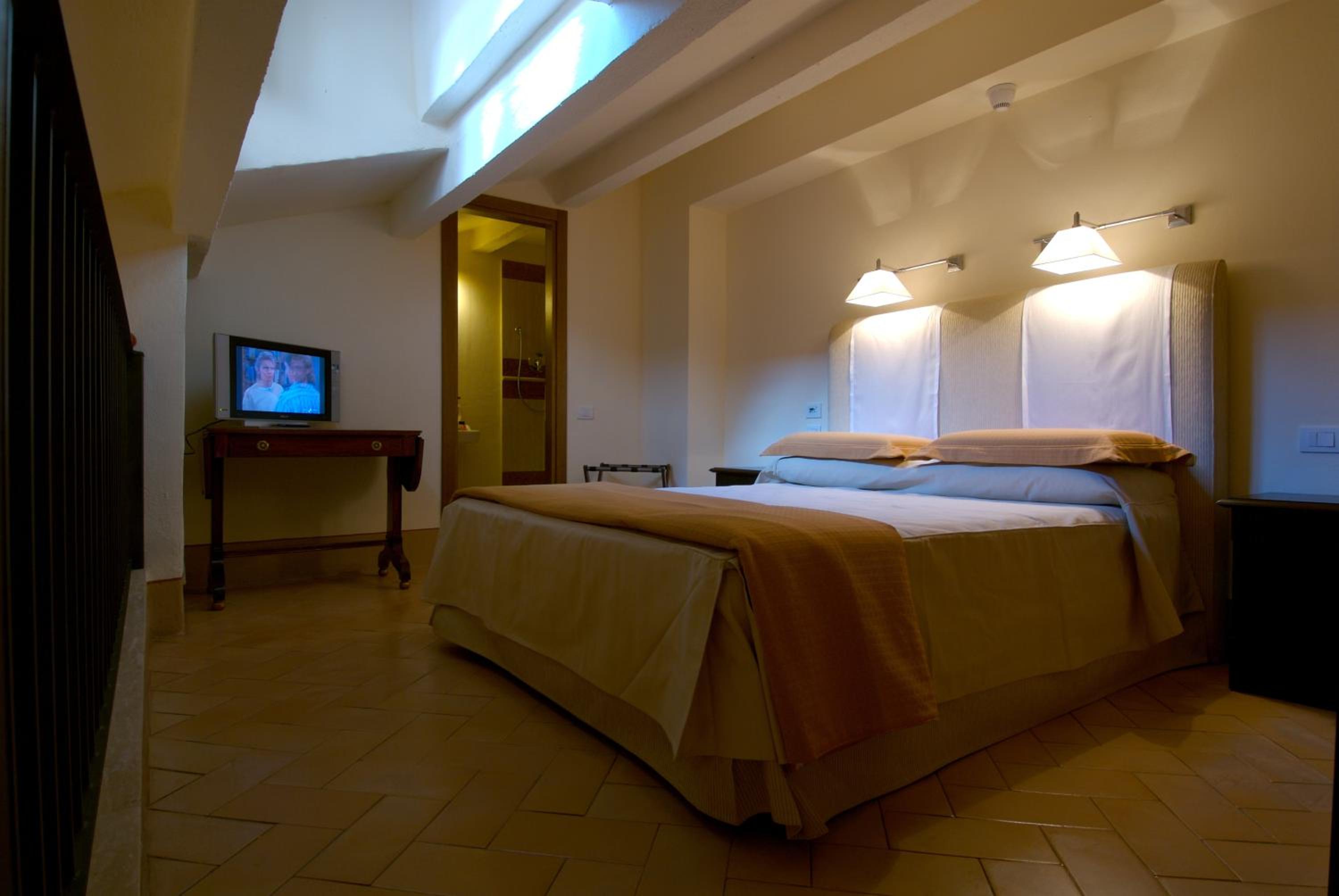 Executive, Suite, Two Story