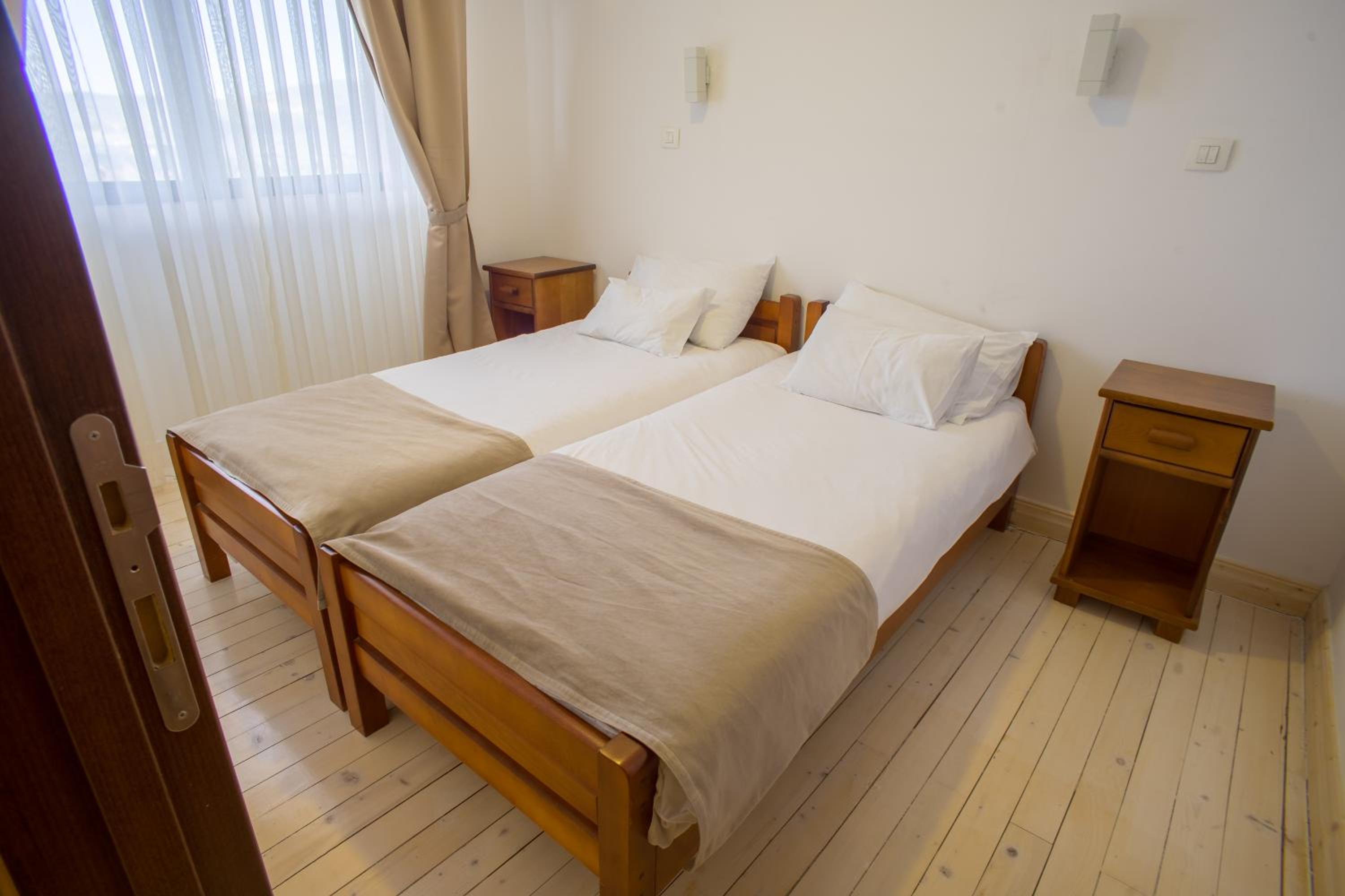 Hotel Polar Star 14/74