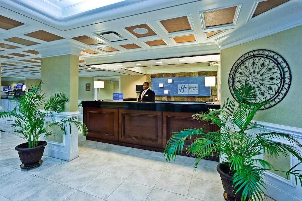 Holiday Inn Express Ringgold 5/44